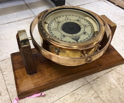 Brass Antique Sestrel Brass Binnacle Gimbals Marine Compass Wooden Stand 